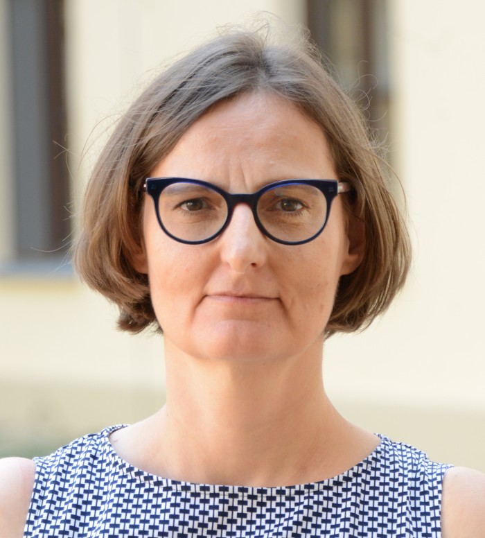 Dr. Bálint Ágnes